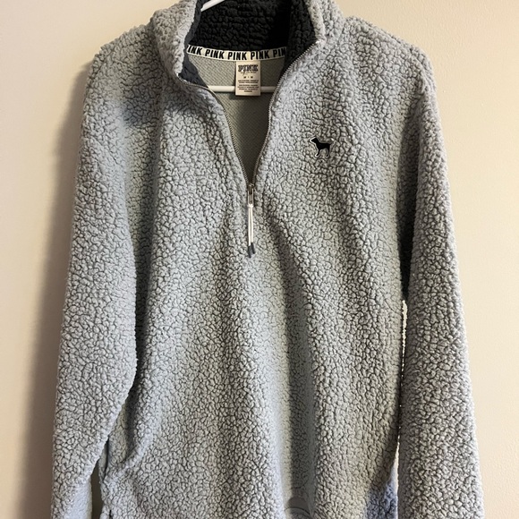 Super cozy perfect for winter - Picture 1 of 3